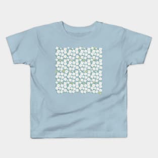 The most Summer fresh pattern with lots of white marguerites/daisies and yellow butterflies Kids T-Shirt